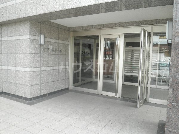 2/11 エントランス