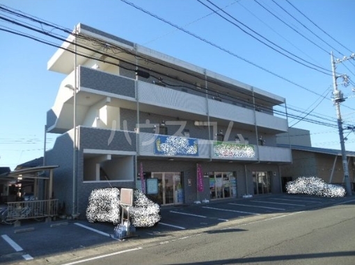 21/27 エントランス