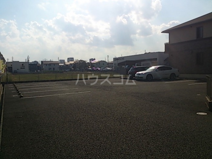 16/19 駐車場