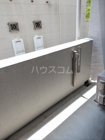 23/30 バルコニー