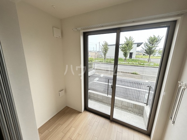 23/30 バルコニー