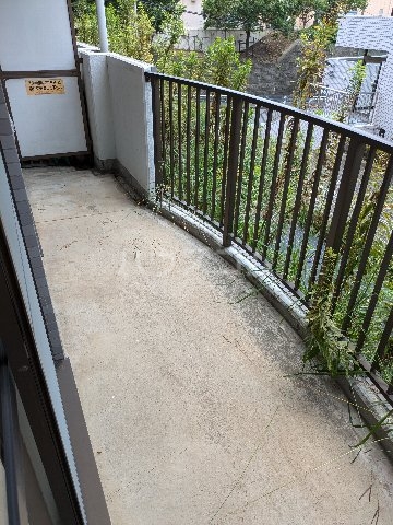 21/26 バルコニー