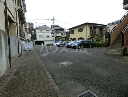 2/11 駐車場