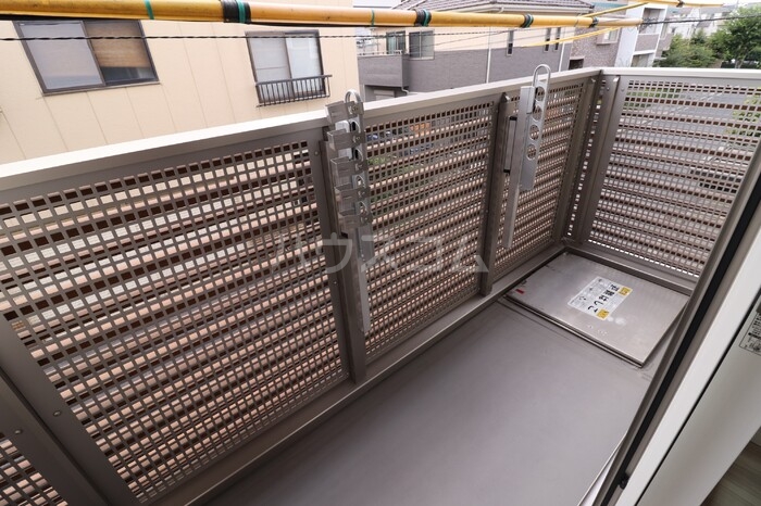 14/28 バルコニー