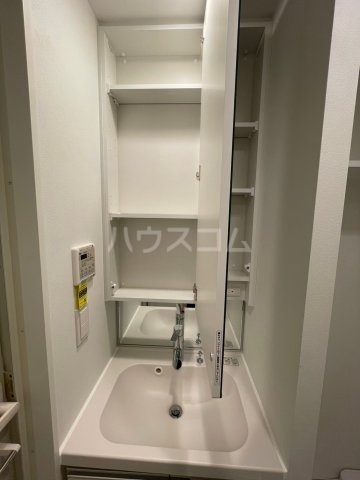 13/30 洗面