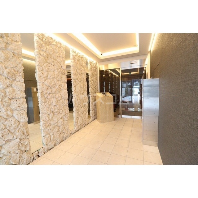 2/7 エントランス