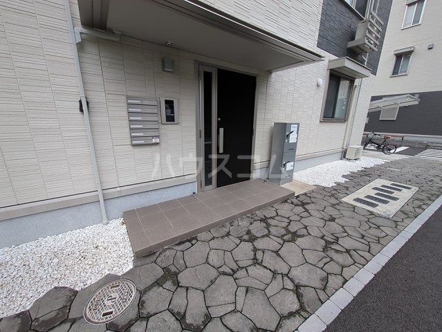 22/29 エントランス