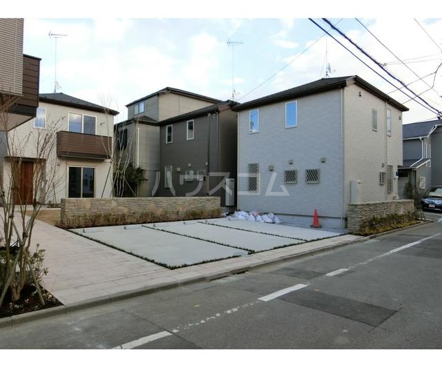 19/22 駐車場