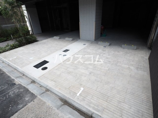 3/7 駐車場