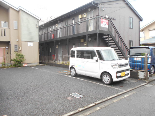 3/5 駐車場