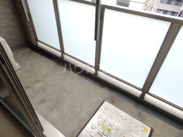 23/30 バルコニー
