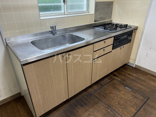 13/30 キッチン