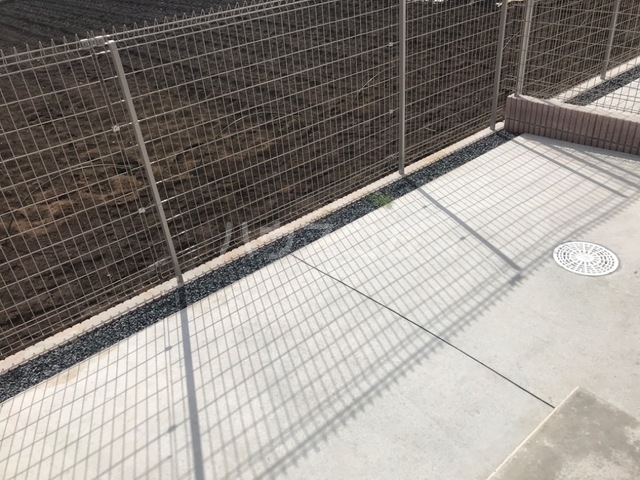 20/30 バルコニー