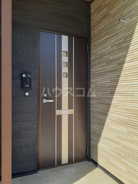 13/20 エントランス