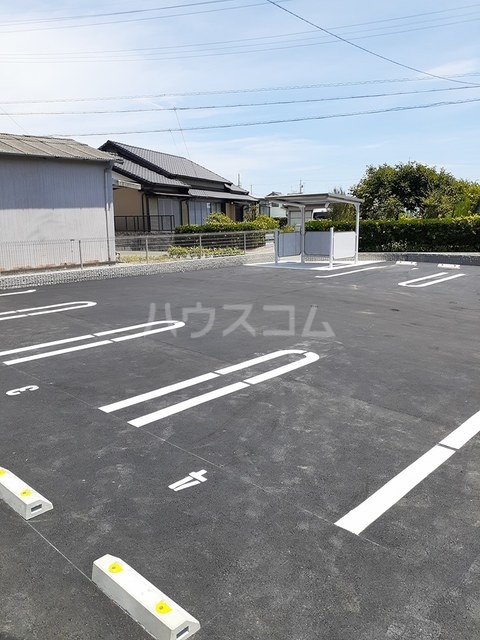 15/21 駐車場