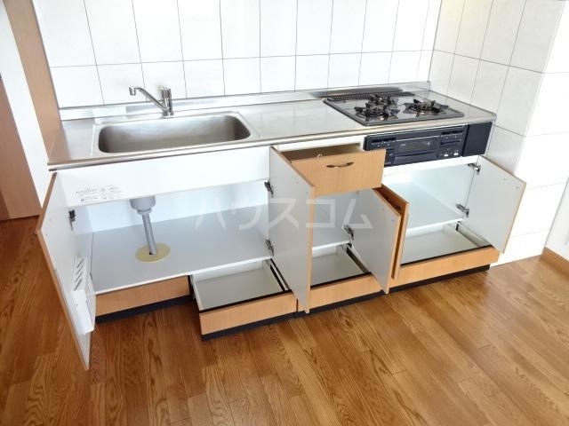 13/25 キッチン
