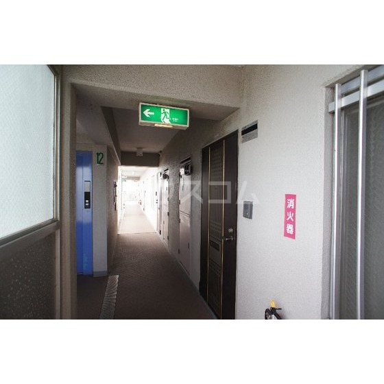 15/19 エントランス