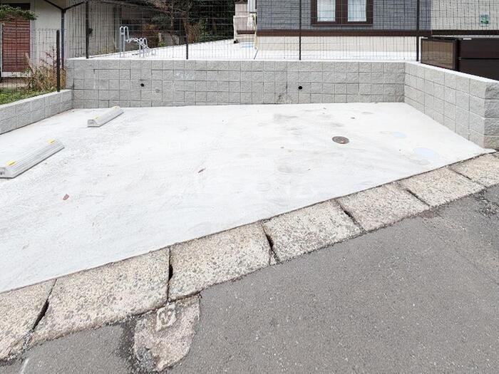 4/7 駐車場