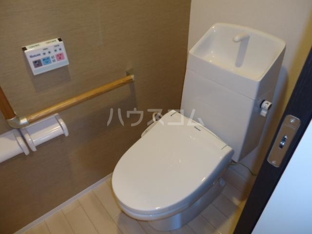 16/30 トイレ