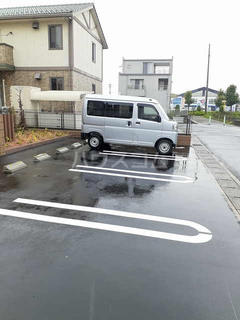 16/22 駐車場