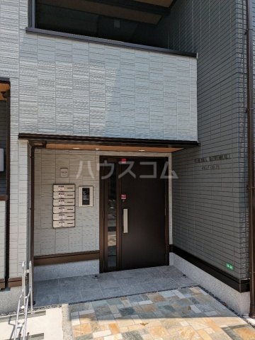 19/28 エントランス