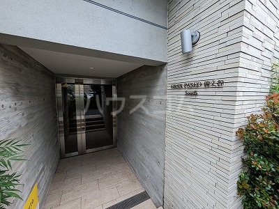 21/24 エントランス