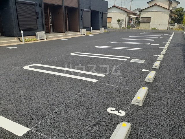 16/30 駐車場