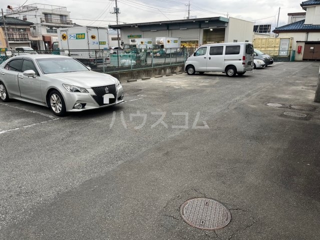 25/30 駐車場