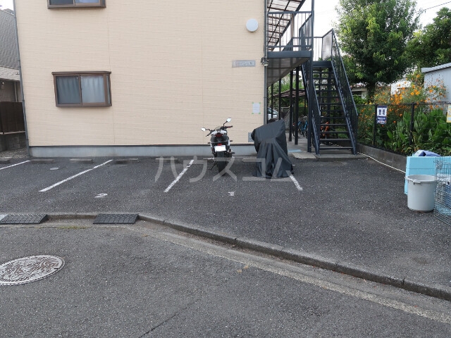 18/19 エントランス