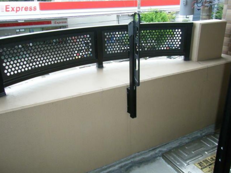 13/17 バルコニー