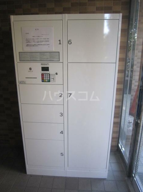 2/3 エントランス