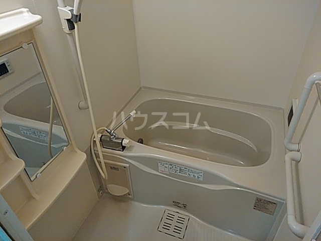 17/30 浴室