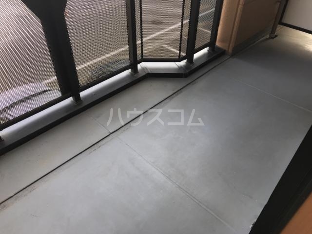 20/30 バルコニー