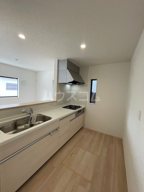 16/30 キッチン