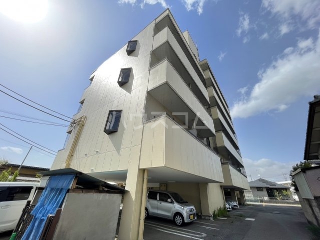 2/30 外観