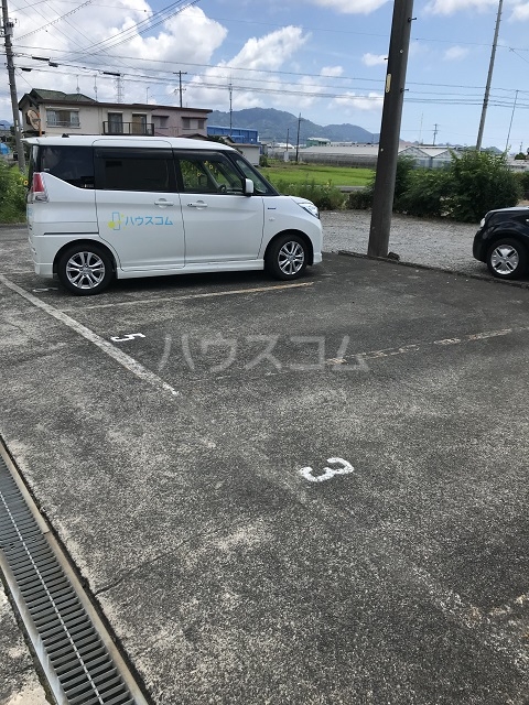 17/19 駐車場