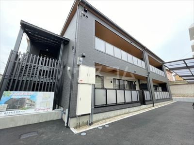 2/8 外観