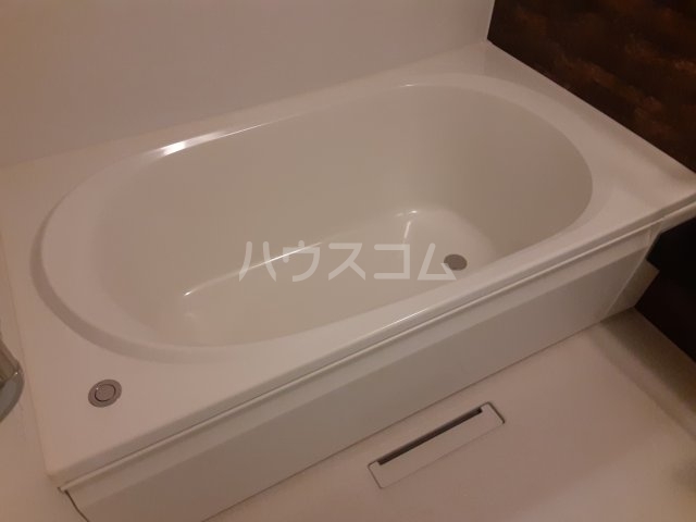 14/30 浴室