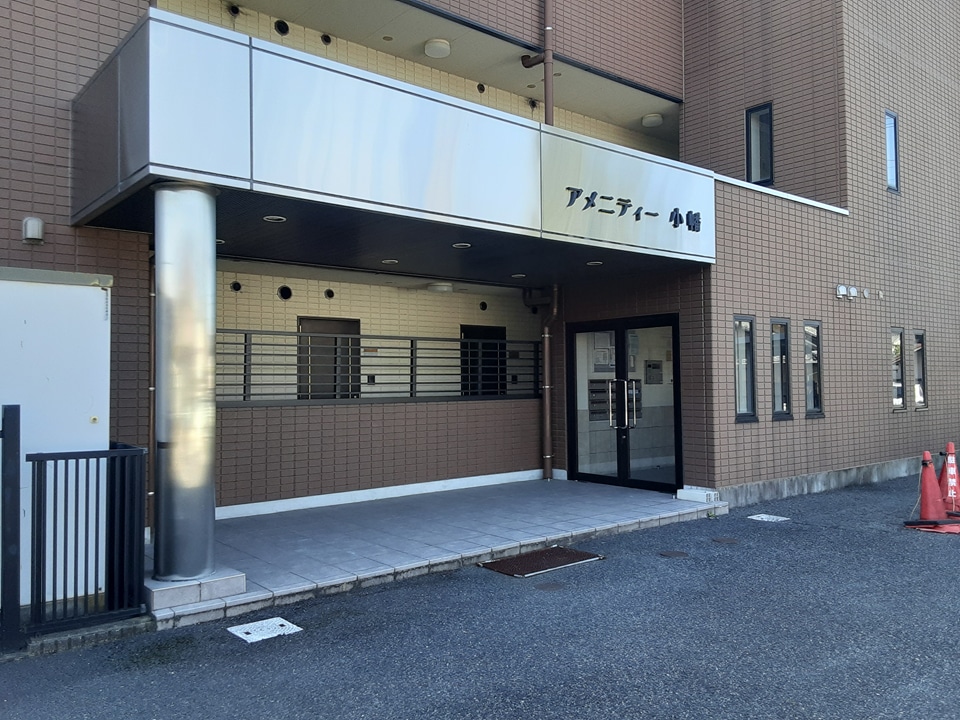24/30 エントランス