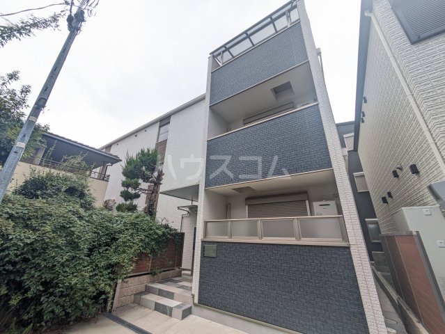 2/30 外観