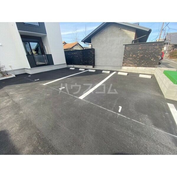 17/24 駐車場