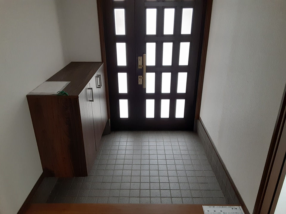 14/30 玄関