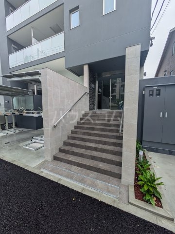 29/30 エントランス