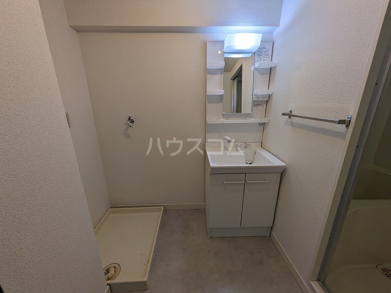 14/28 洗面