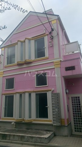 13/17 エントランス