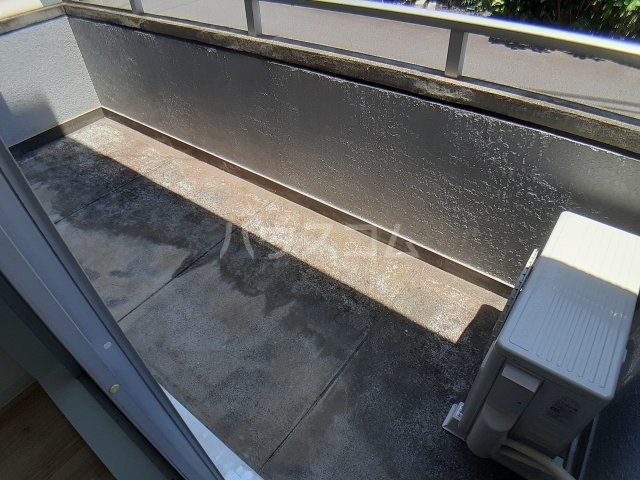 13/21 バルコニー