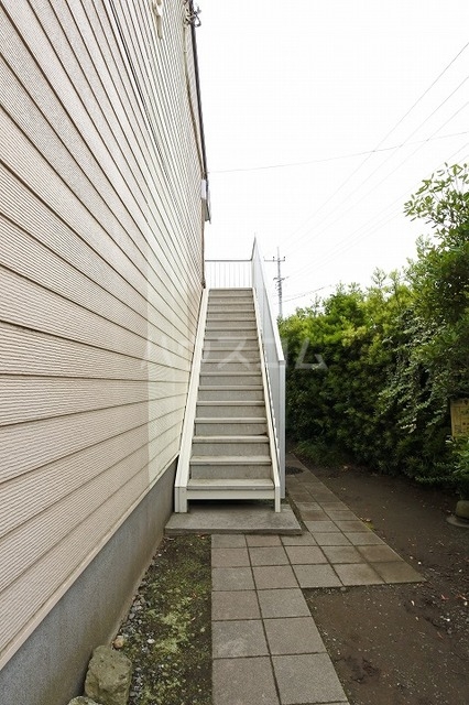 2/4 エントランス