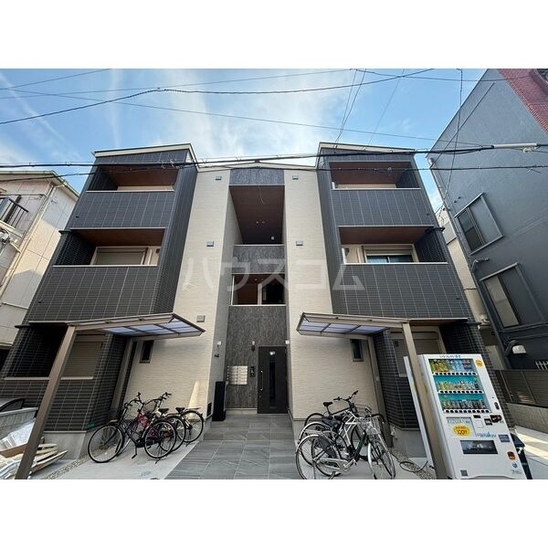 2/2 エントランス