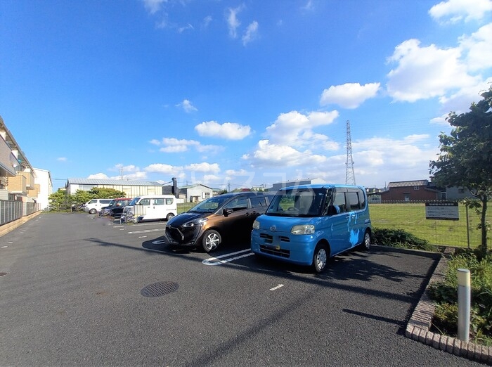 4/7 駐車場