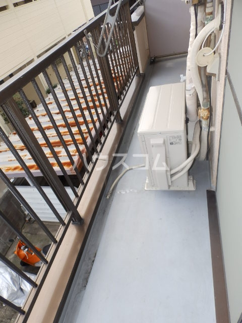 17/26 バルコニー